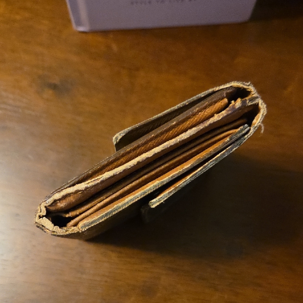 Louis Vuitton Brown and Gold Monogram Wallet - Picture 7 of 9